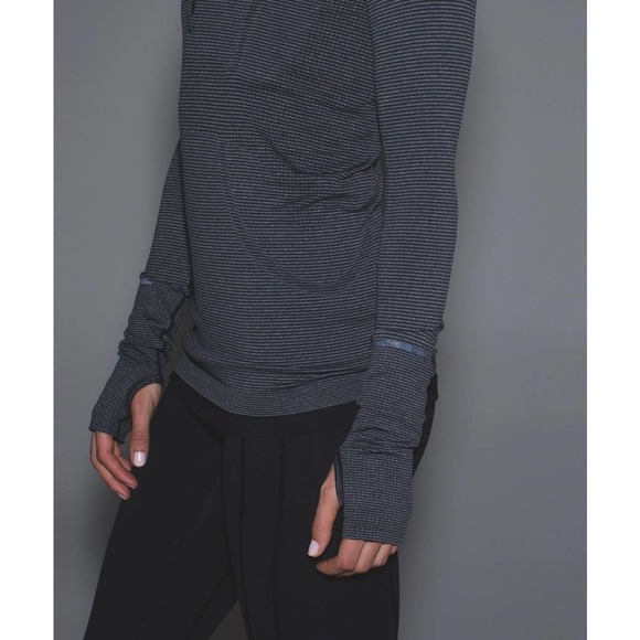 Lululemon Run Swiftly Tech Long Sleeve 1/2 Zip 4 - Picture 5 of 13